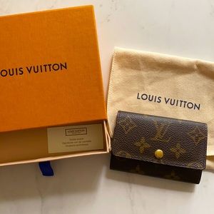 Louis Vuitton Monogram 6 key holder